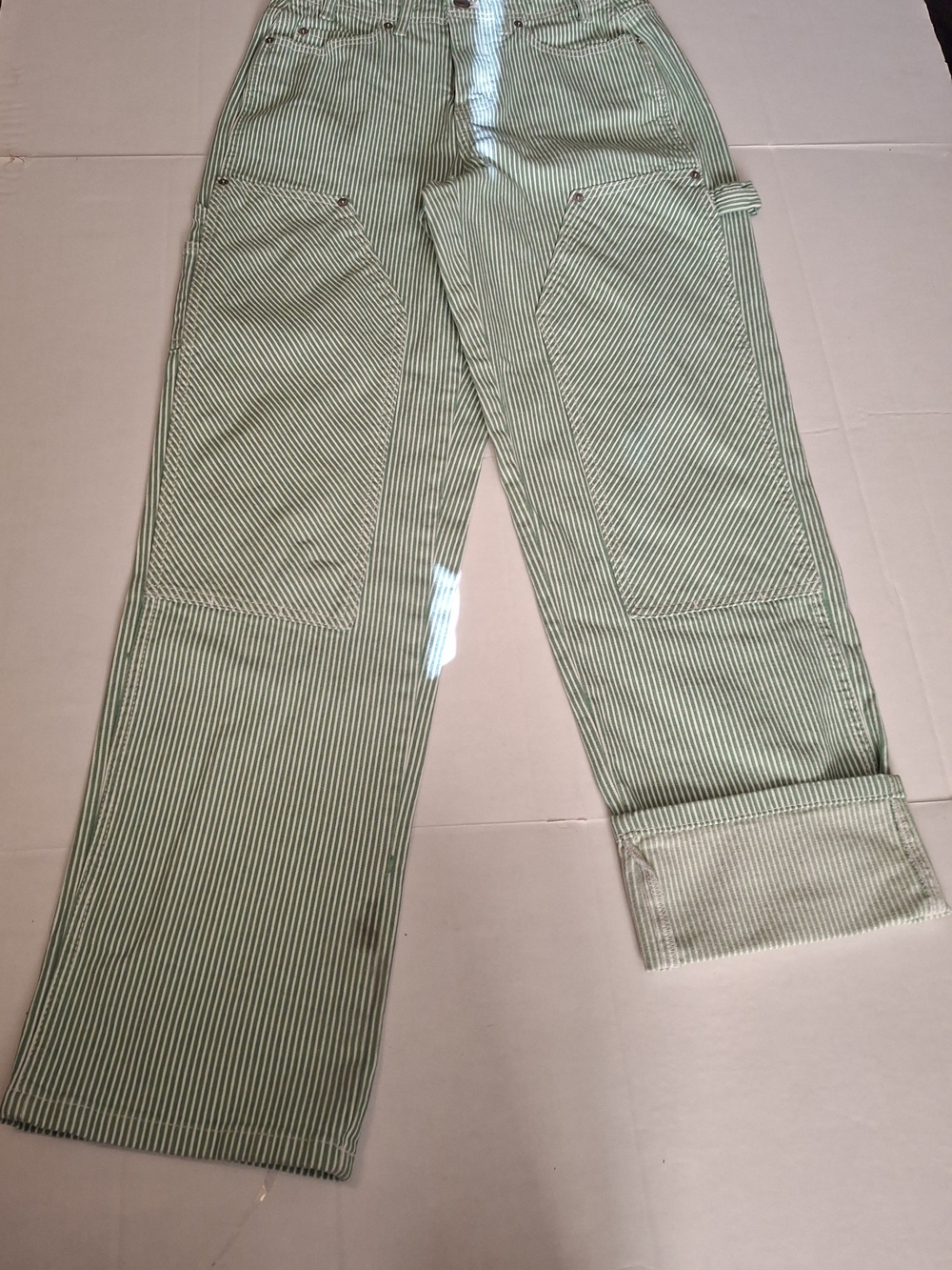 Free Assembly Womens Striped Green Pants and Top